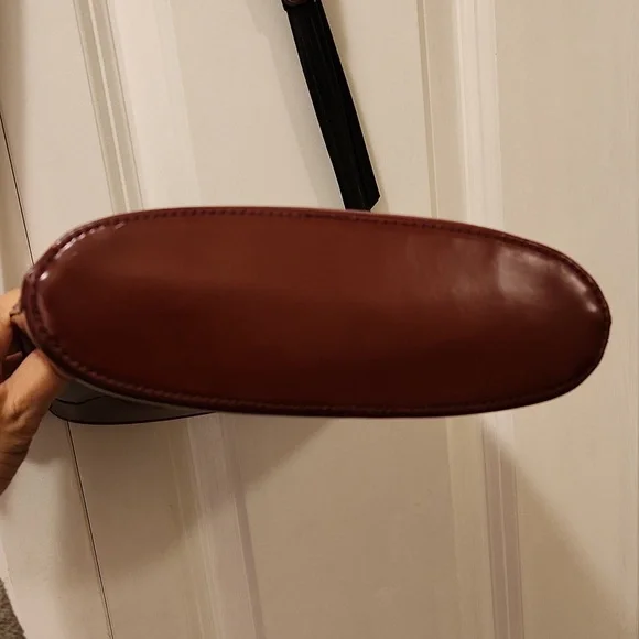 Vintage Swedish Baboon Burgundy Crossbody Bag - 90s Minimalist - Picture 6 of 7